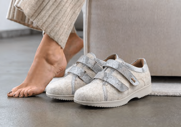 LucRo Classic Women - LOTTE — Women in Dubai | Steps Creators UAE